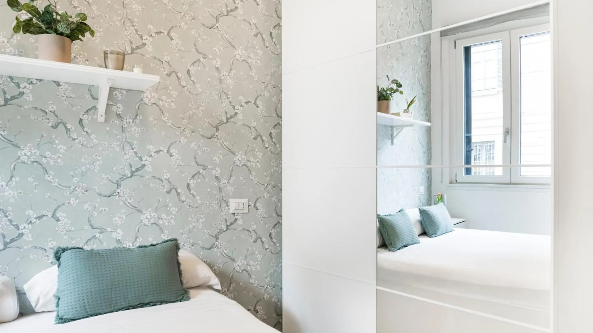 Easylife - Comodo Trilocale In Porta Romana Milan Italy