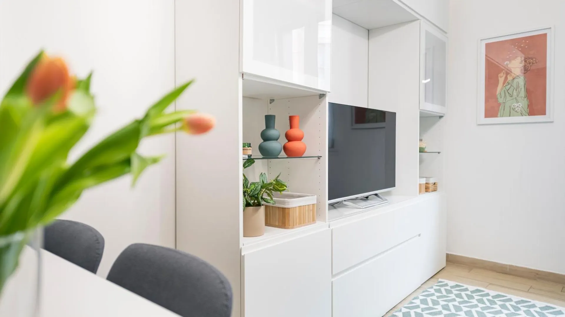 Easylife - Comodo Trilocale In Porta Romana Milan